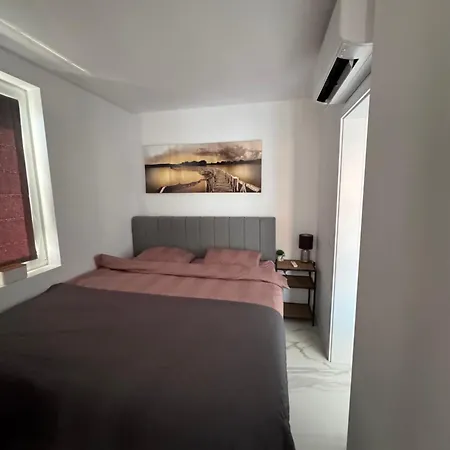 Escape Apartment *